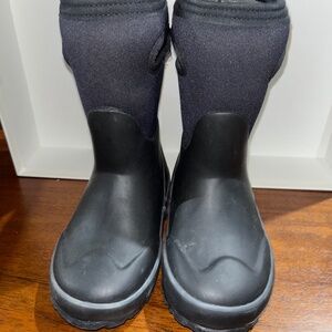 Kids Bogs Boots Size 9